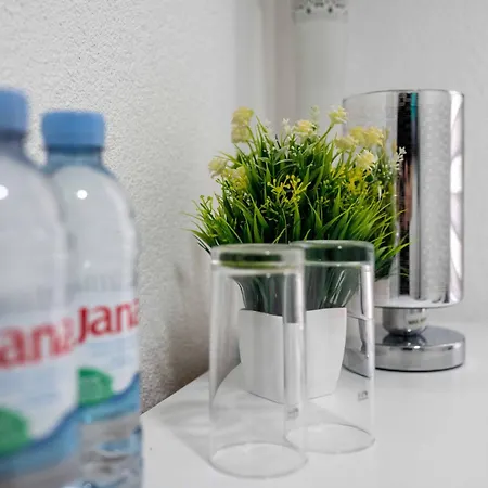 The Sun 아파트호텔 Brčko